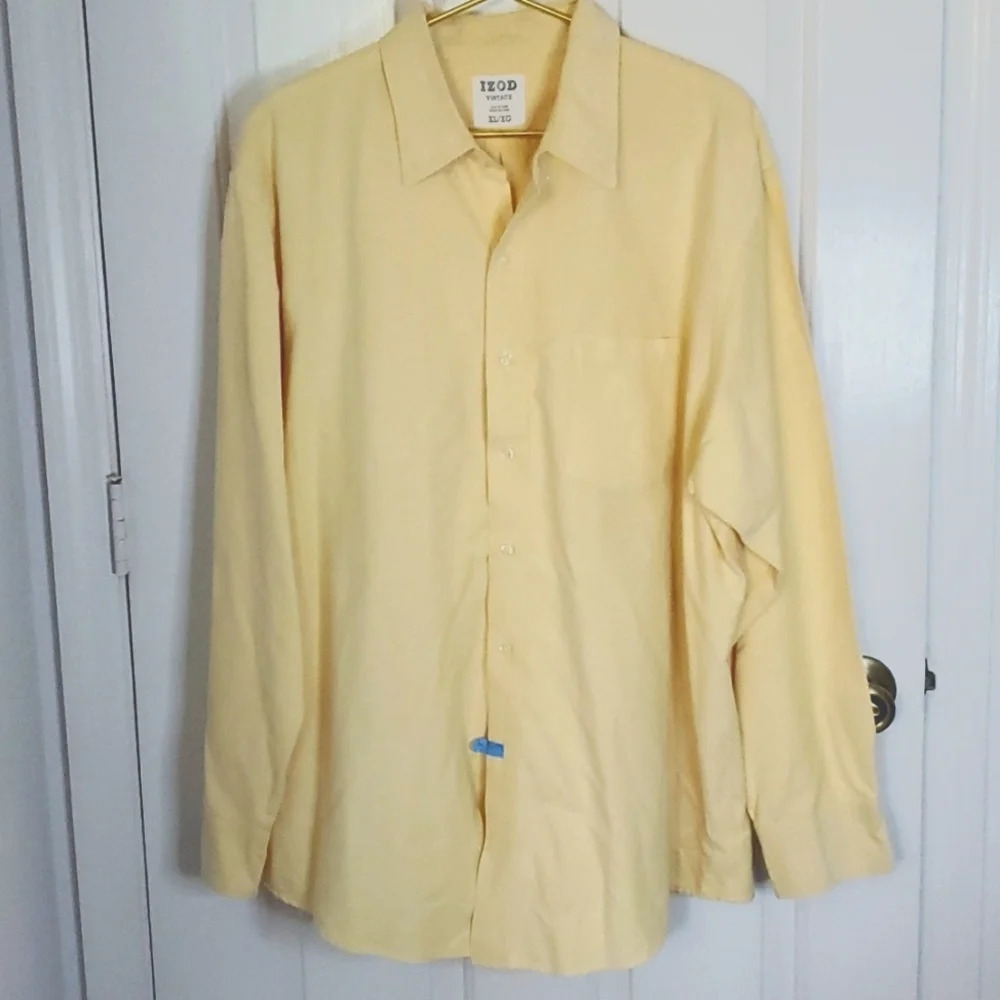 Vintage IZOD Button Down Oxford Shirt Men’s XL Yellow Long Sleeve Logo